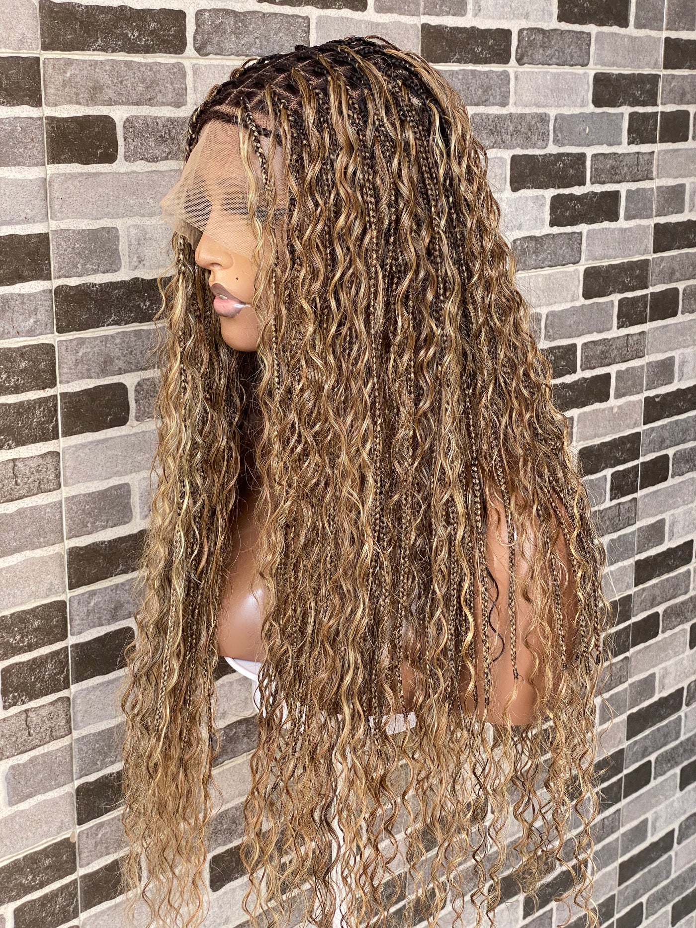 Bohemian knotless - (100% humanhair curls) Tara custom color